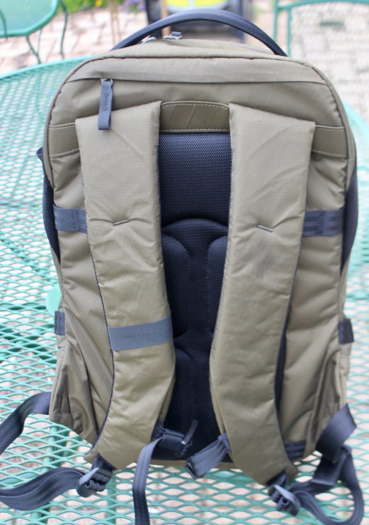 Able Carry Daily Plus backpack
